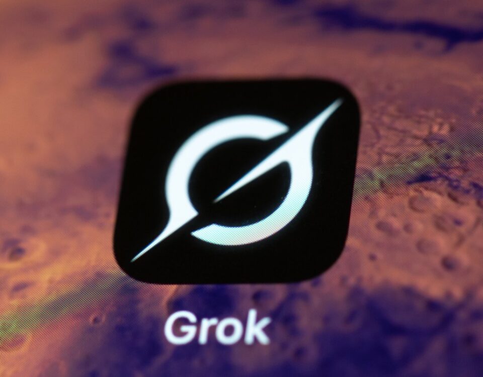Grok معادي للسامية مرة أخرى وأيضًا السماء زرقاء