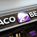 the outside facade of a Taco Bell restaurant