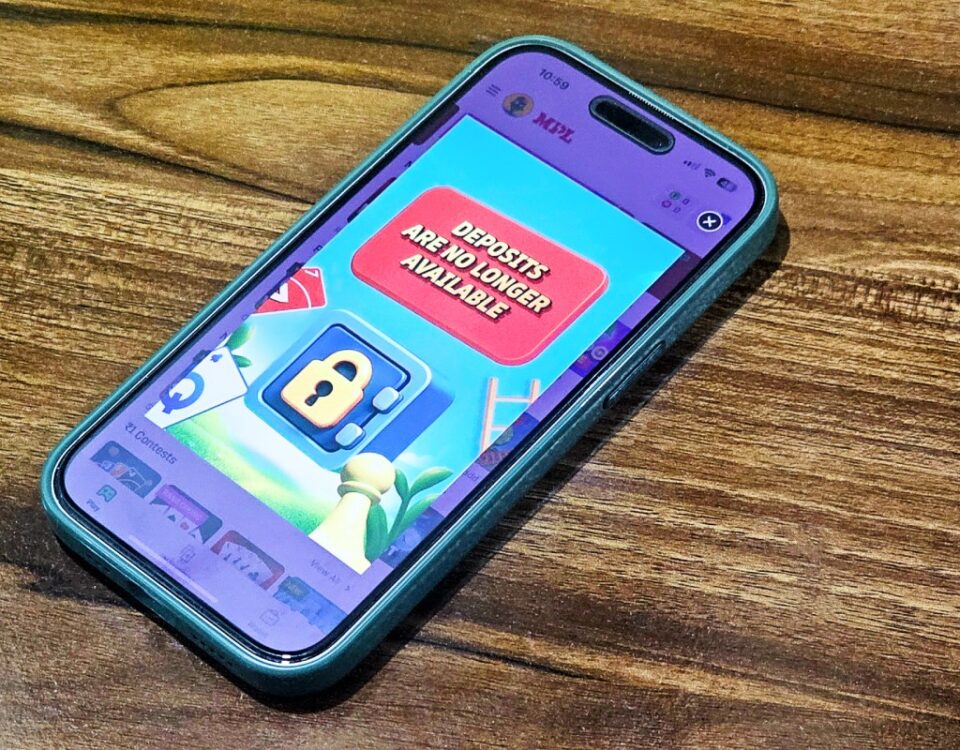 MPL app showing its discontinuation in India due to the real-money gaming ban
