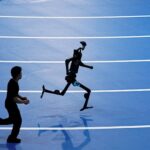 قبل أن تحكم العالم، يجب على الروبوتات الصينية إتقان الأعمال المنزلية الأساسية