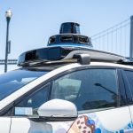 TechCrunch Mobility: سجاد معركة Robotaxi يهمان