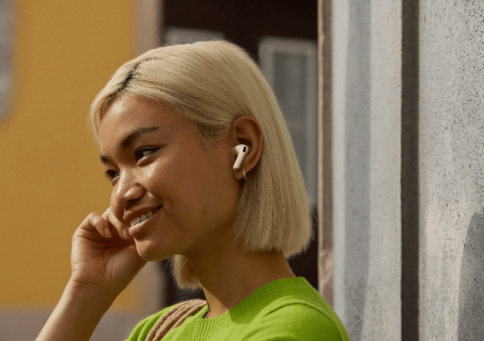 تصل AirPods Pro 3 مع استشعار معدل القلب وتعزيز إلغاء الضوضاء النشطة