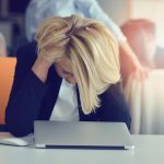 حذار زملاء العمل الذين ينتجون "Workslop" التي يتم إنشاؤها من الذكاء الاصطناعي