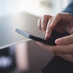 فشلت تطبيقات الأجهزة المحمولة المخصصة لترميز Vibe حتى الآن في الحصول على الجر
