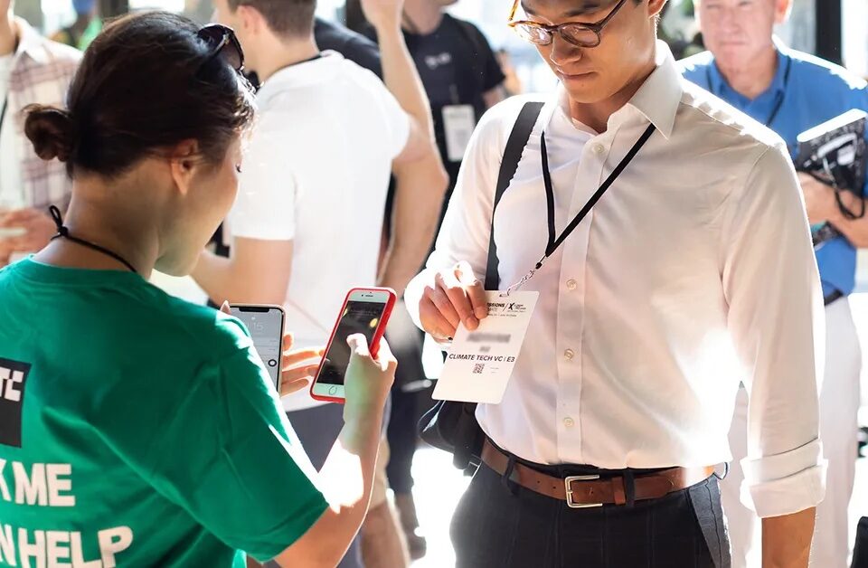 وراء الكواليس والوصول إلى الصف الأمامي: تطوع في TechCrunch Disrupt 2025 بينما لا يزال بإمكانك ذلك