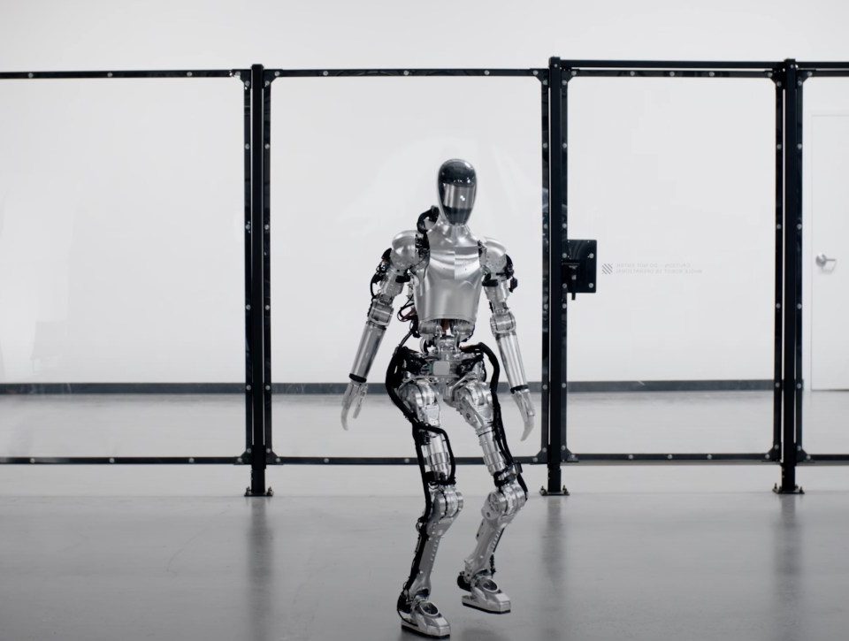 Figure robot walking