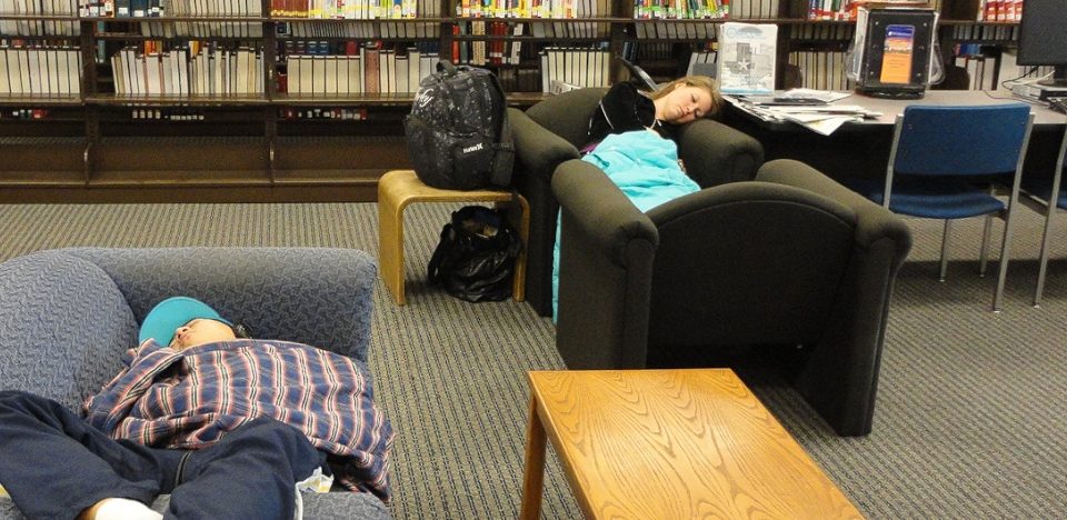 الحكومة الكورية الجنوبية تلغي برنامج كتب الذكاء الاصطناعي