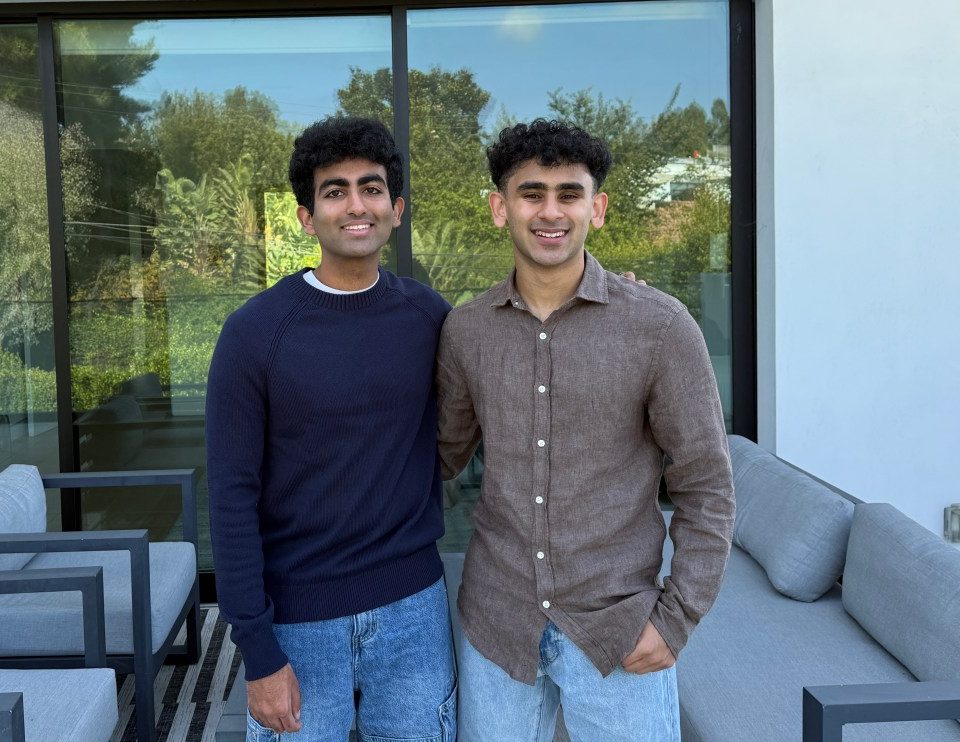 قام المتسربون البالغون من العمر 20 عامًا ببناء برنامج تدوين ملاحظات يعمل بالذكاء الاصطناعي Turbo AI لـ 5 ملايين مستخدم