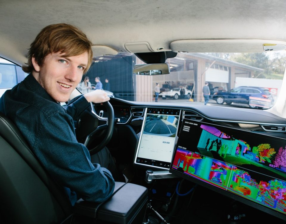 يريد أوستن راسل الرئيس التنفيذي لشركة Luminar المخلوع شراء الشركة