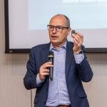 Cochlear تطلق أول زرعة قوقعية ذكية تعمل بتقنيات الذكاء الاصطناعي داخل جسم الإنسان