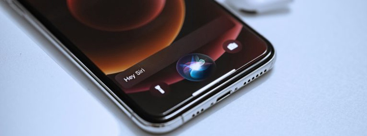 آبل تخطط لتحديث كبير لسيري باستخدام نموذج جوجل Gemini