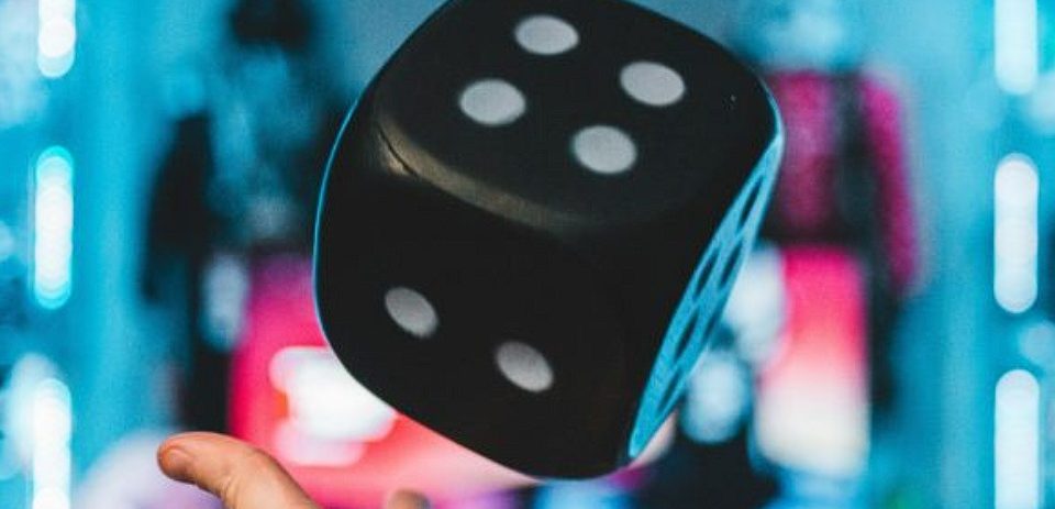 استراتيجية الحوسبة السحابية لـ OpenAI: تحول تاريخي نحو تعدد المزودين واستثمارات تصل إلى 600 مليار دولار