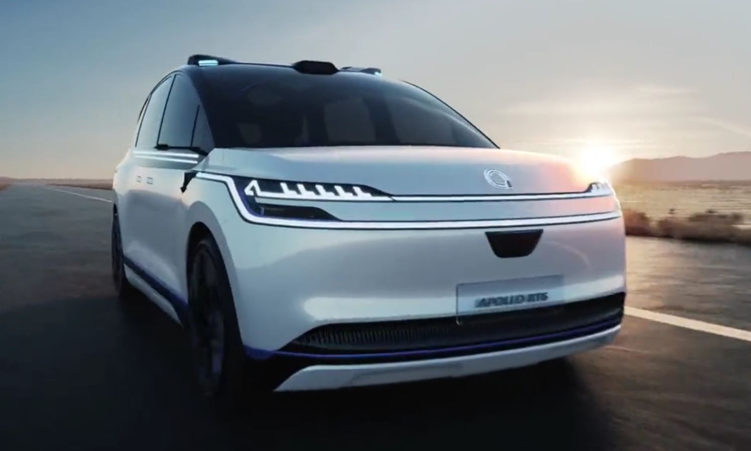 التاكسي الروبوتي الصيني ينافس بقوة: تحدي جديد يواجه “وايمو” في سباق المركبات ذاتية القيادة