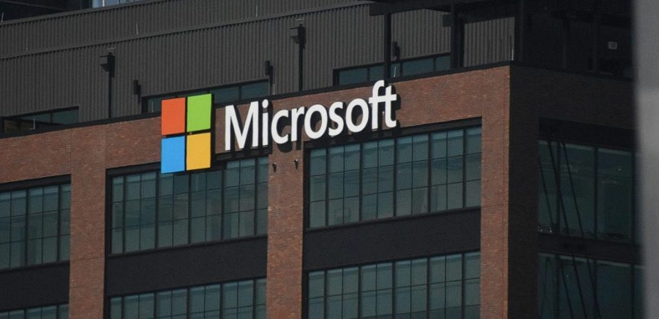 تحديثات سحابية جديدة من مايكروسوفت تدعم أهداف إندونيسيا الطويلة الأمد في الذكاء الاصطناعي