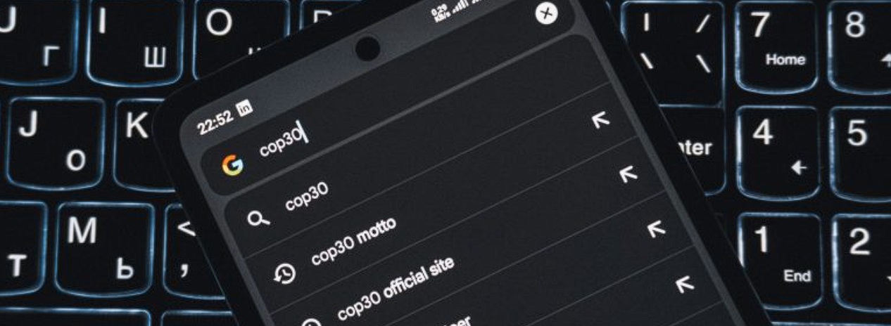 مخاطر بحث الذكاء الاصطناعي عبر الويب: كيفية تقليل تهديدات دقة بيانات الأعمال