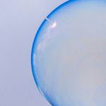 هل الذكاء الاصطناعي في فقاعة؟ النجاح رغم تصحيح السوق