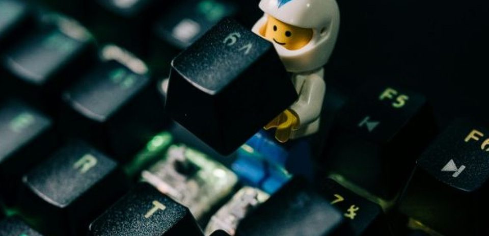 استجابة مايكروسوفت: الحلول الجديدة لتحسين فعالية التعليمات الذكية