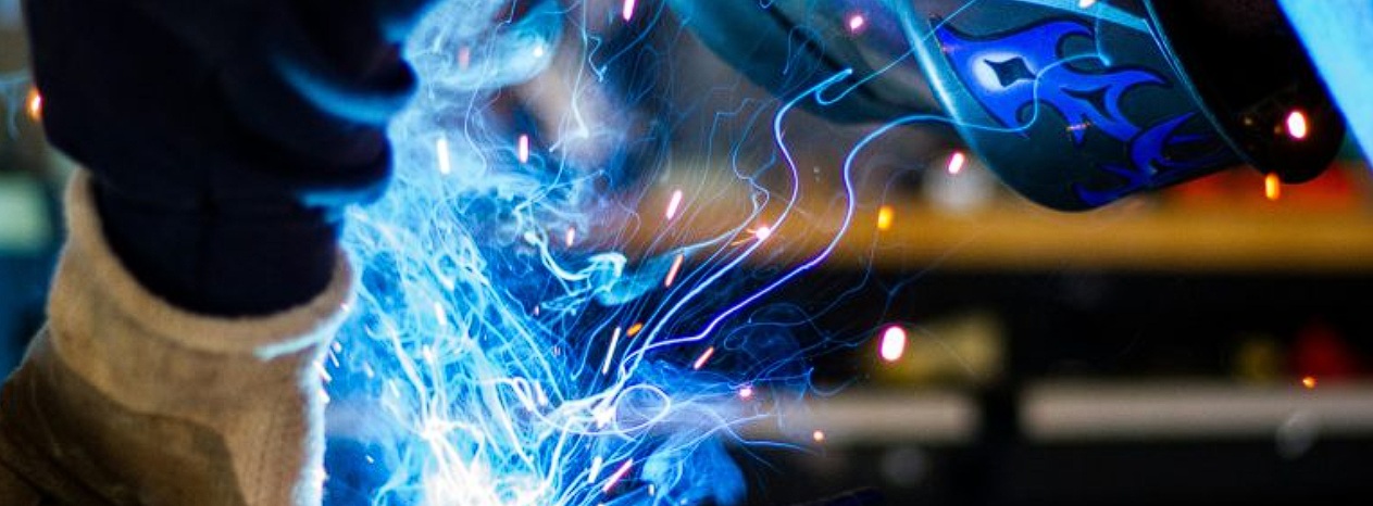 الذكاء الاصطناعي في التصنيع: بداية عصر جديد من الأرباح