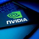 الولايات المتحدة تبدأ مراجعة مبيعات رقائق الذكاء الاصطناعي المتقدمة من Nvidia إلى الصين