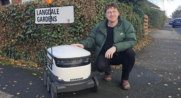 روبوتات ستقوم بتوصيل الوجبات السريعة في مناطق الطلاب في بريطانيا