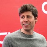 سام ألتمان يستكشف إنشاء شركة فضائية منافسة لسبيس إكس التابعة لإيلون ماسك