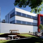 مركز بيانات للذكاء الاصطناعي والحوسبة السحابية في بريطانيا باستثمار 10 مليارات جنيه إسترليني