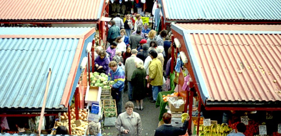 الذكاء الاصطناعي الوكيل يدخل العصر التشغيلي.. ماذا يعني نظام AgenticOS لمستقبل التسويق المؤسسي؟