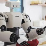 الروبوتات المنزلية: هل يمكن أن تكون مساعدات حقيقية في الحياة اليومية؟