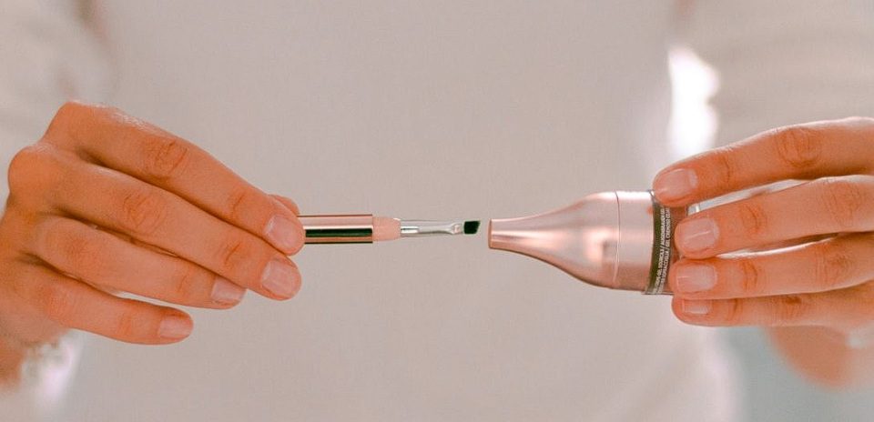 لوريال تستخدم الذكاء الاصطناعي في إنتاج الإعلانات الرقمية اليومية